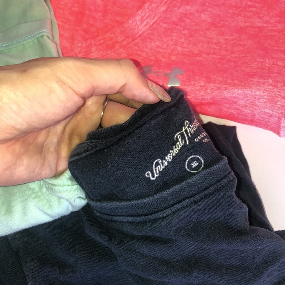 HOLD - Picture 3 of 6